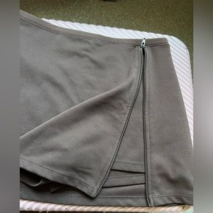 Express zip mini skort